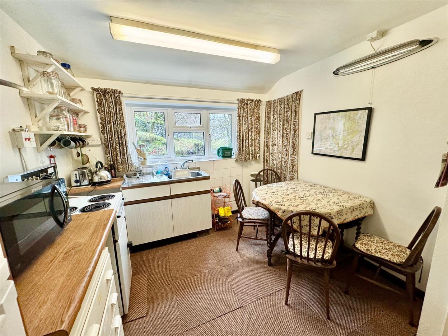 PHOTO-2025-12-10-13-16-22 (2).jpg